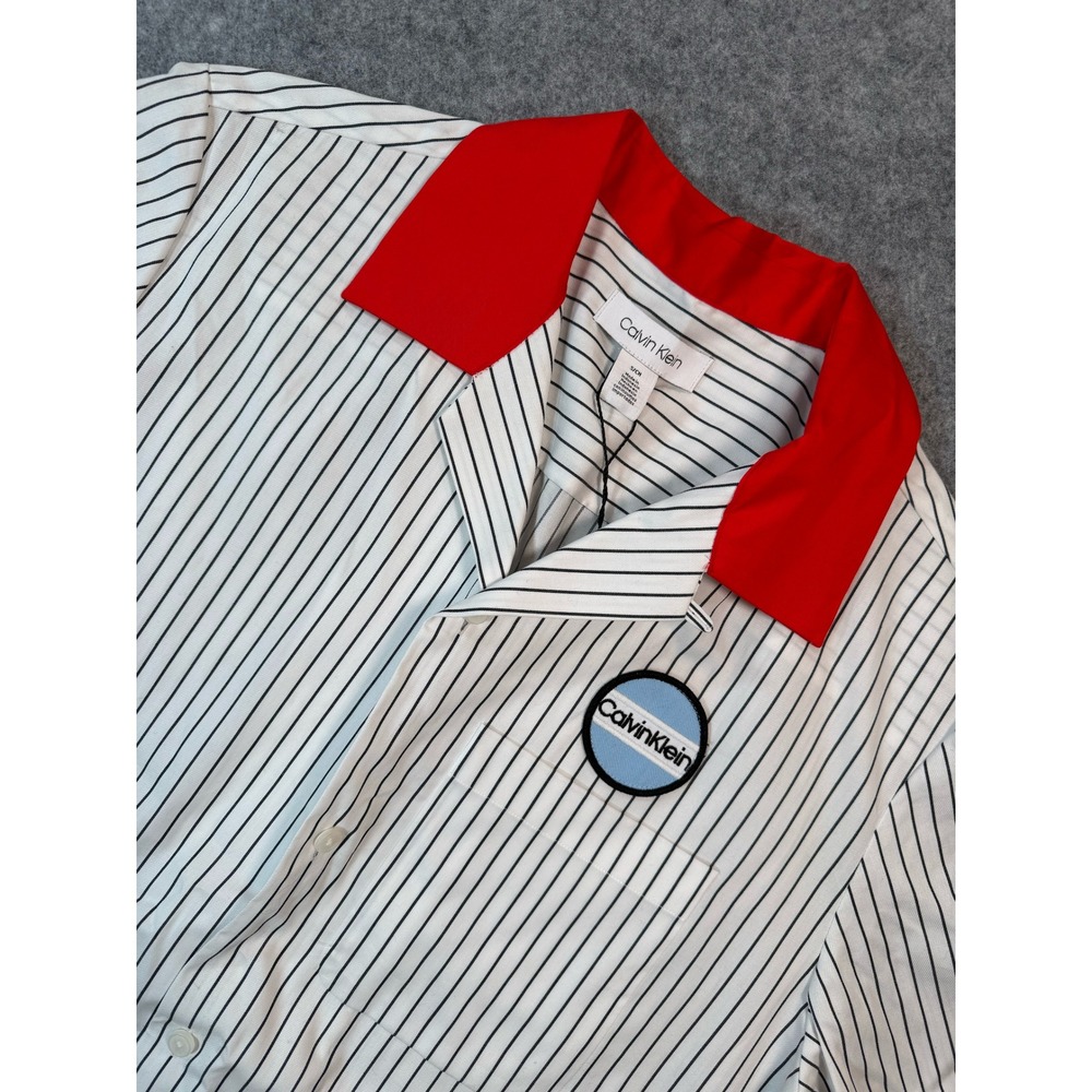 Calvin Klein Mens Pinstripe Short Sleeve Button Up Shirt Red Camp Collar Small
